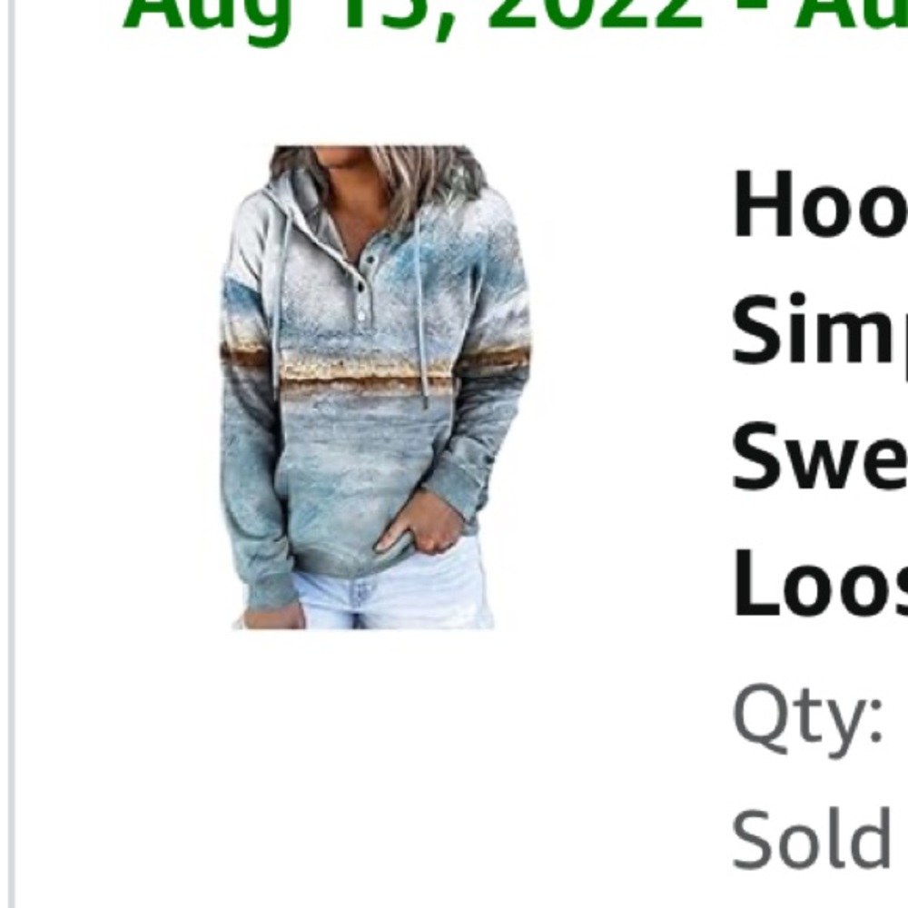 M/L Women’s printed hoodie with snaps and drawstring.
